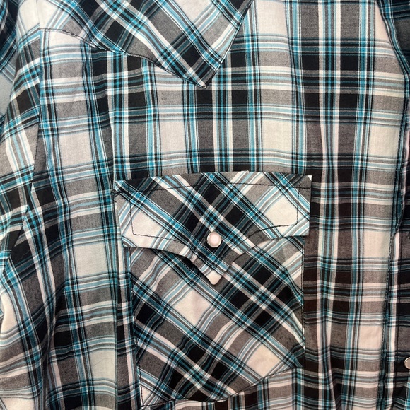 Ely Cattleman Men's Teal and Black Plaid Shirt - Picture 3 of 4